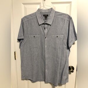 Kenneth Cole Reaction men’s XL short sleeve button down blue/white striped shirt
